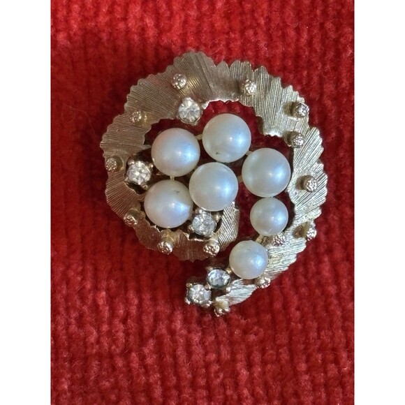 Crown Trifari Heavy Gold Plated, Cubic Zirc, Pearl Necklace & Matching Earrings - Picture 15 of 16